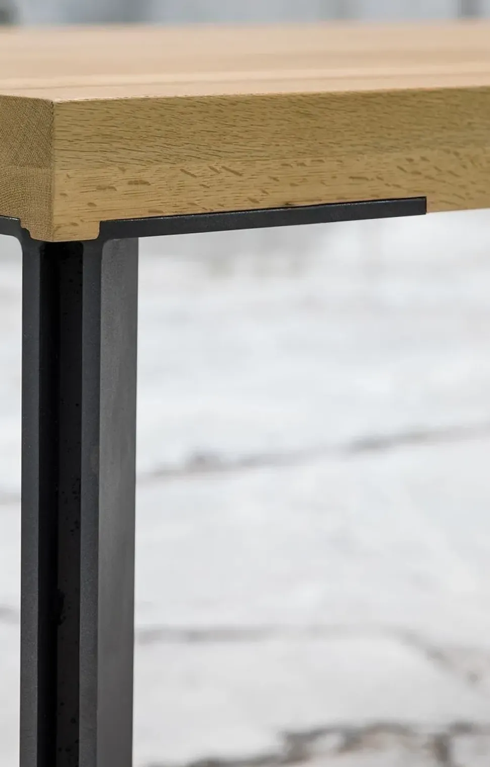 Tavolo Ingenium di Accademia del mobile scontato del 35%