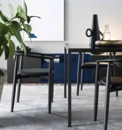 Tavolo Minimal di Artigianale scontato del 25%