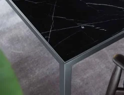 Tavolo Minimal di Artigianale scontato del 25%