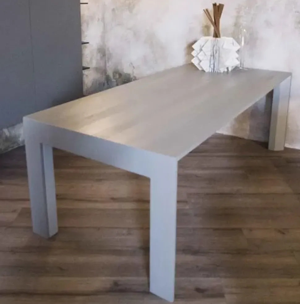 Tavolo MM605 Marchetti in legno massello Maestrale