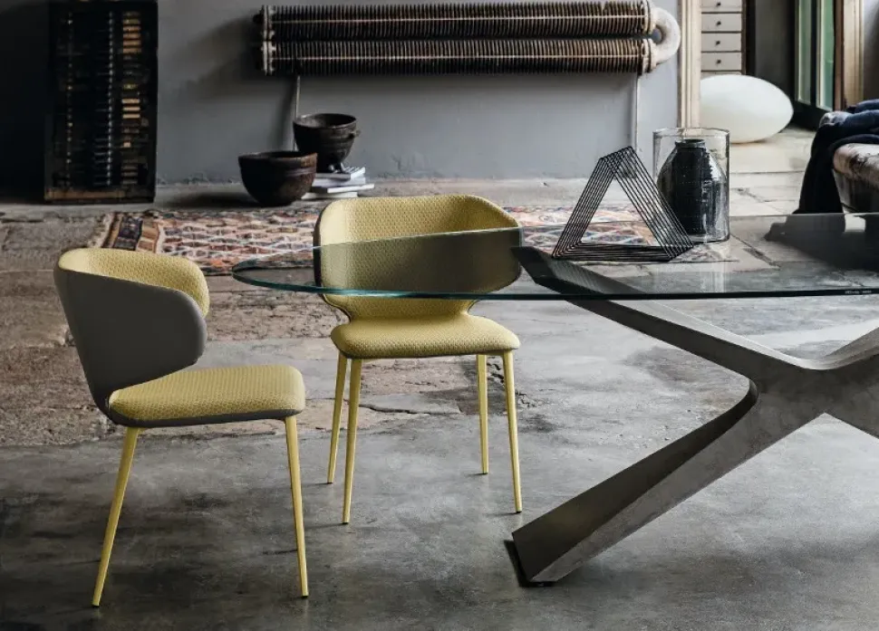 Tavolo ovale in vetro Ratatani di Artigianale in Offerta Outlet