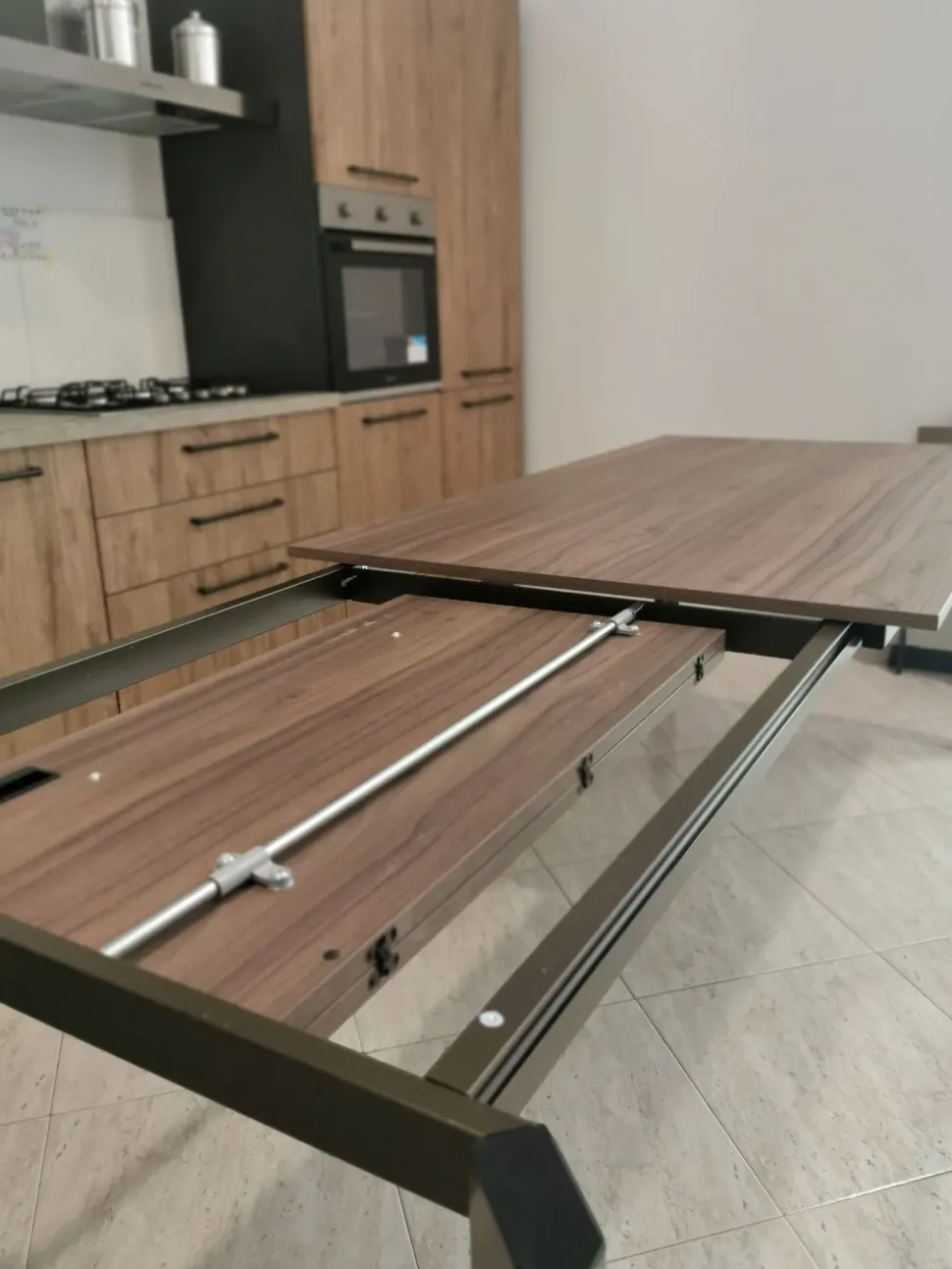 Tavolo Prisma Ingenia in laminato Allungabile