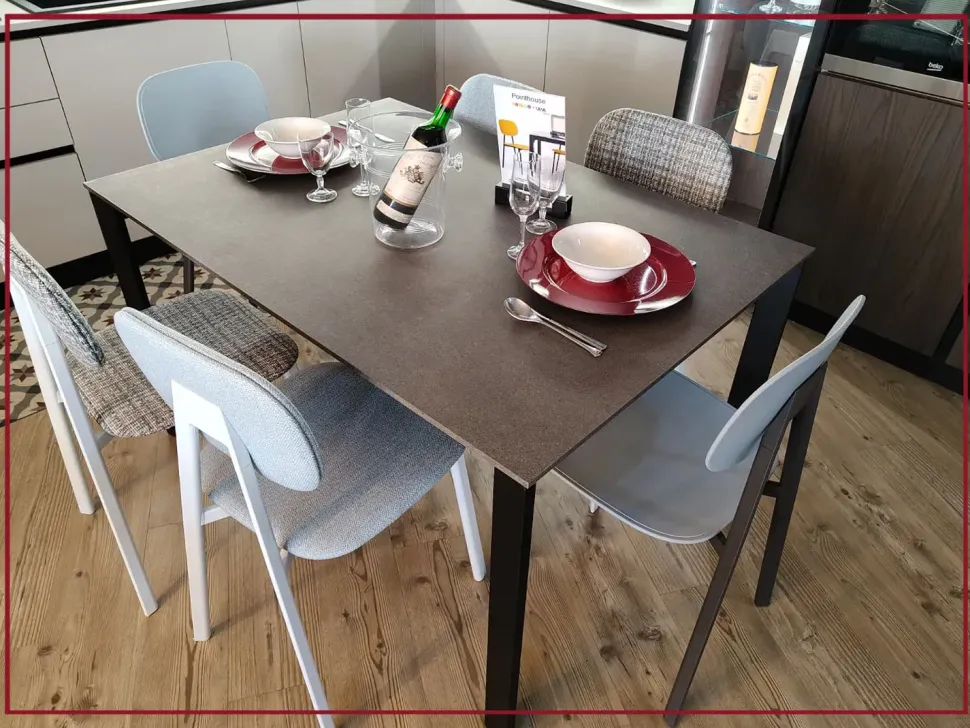 Tavolo quadrato allungabile in altri materiali SCONTATO