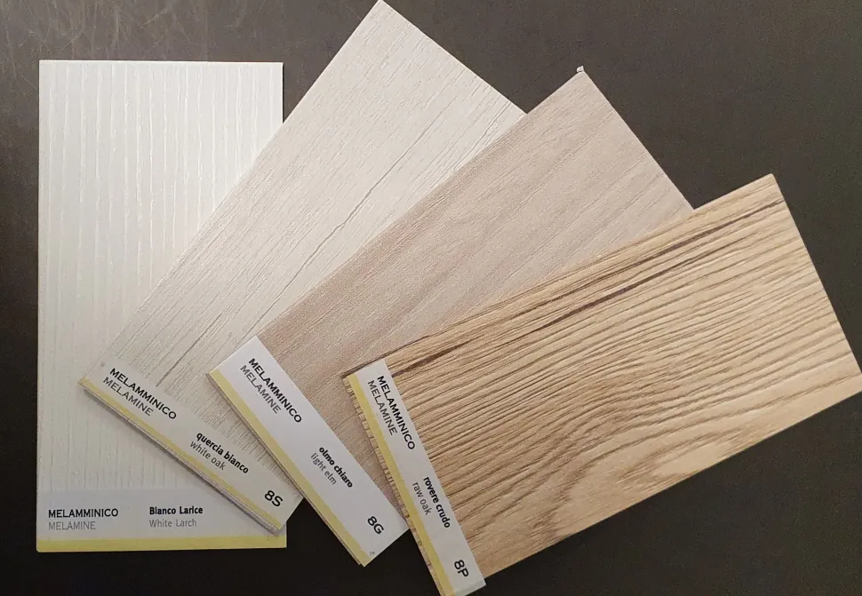 Tavolo Quadro Pointhouse a prezzo scontato