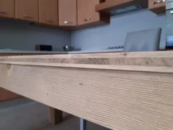 Tavolo rettangolare a quattro gambe Nodato Artigianale scontato