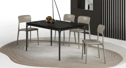 Tavolo rettangolare allungabile Spillo di Easyline a prezzo riservato