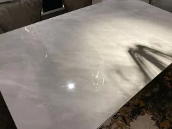 Tavolo rettangolare D9196 in ceramica. Collezione esclusiva. Offerta Outlet.