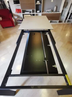 Tavolo rettangolare Eminence fast di Connubia a prezzo riservato