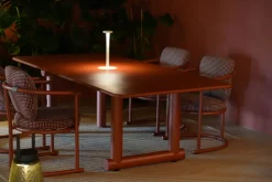 Tavolo rettangolare in altri materiali Trampoline 561 di Cassina in Offerta Outlet