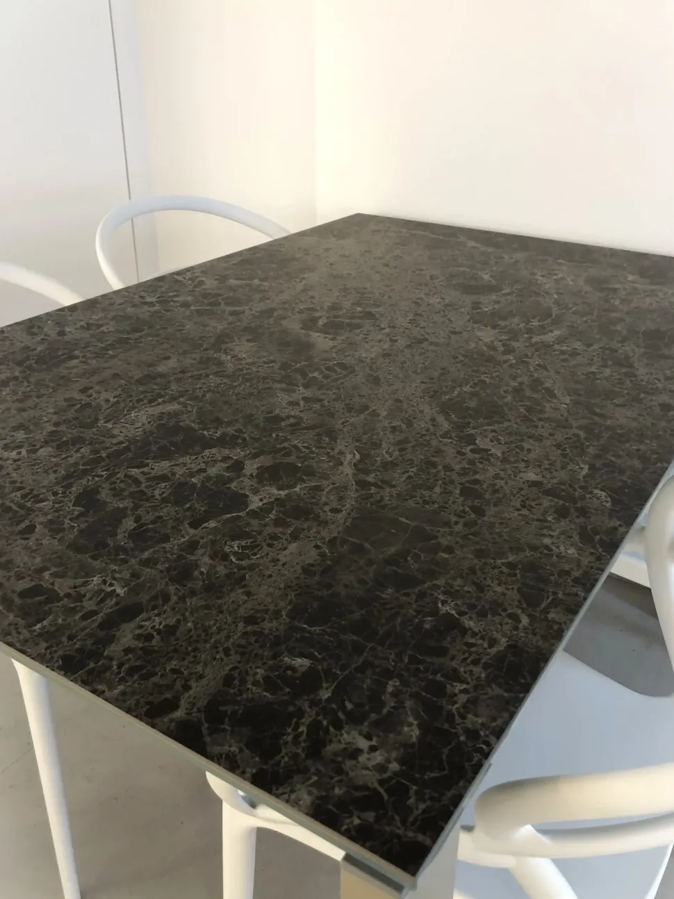 Tavolo rettangolare in ceramica Badù/nadir di Midj in Offerta Outlet