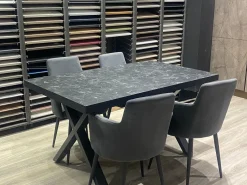 Tavolo rettangolare in laminato Pablo  di Artigianale in Offerta Outlet