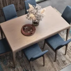 Tavolo rettangolare in legno 1326 di Mobilificio bellutti in Offerta Outlet