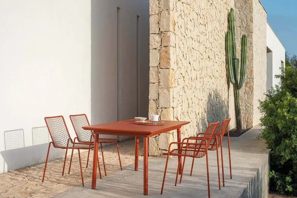 Tavolo rettangolare in metallo Plus 4 Emu in Offerta Outlet