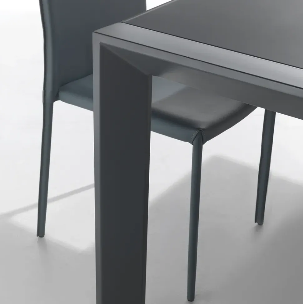 Tavolo rettangolare in vetro London beat La seggiola in Offerta Outlet