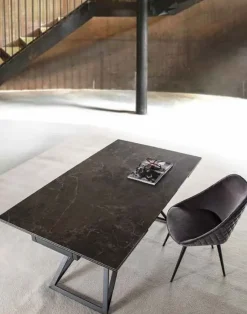 Tavolo rettangolare in vetro Architrave La seggiola in Offerta Outlet