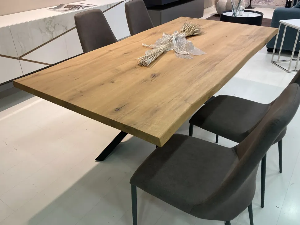 Tavolo rettangolare Metal legno kuba Alta corte scontato del 23%