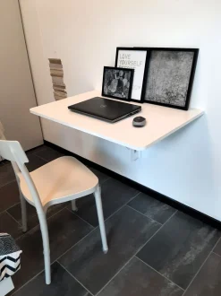 Tavolo rettangolare Quadro di Connubia a prezzo riservato