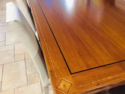 Tavolo Rosonato Artigianale in legno Allungabile