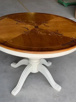 Tavolo rotondo in legno artigianale Giglio, prezzo scontato.