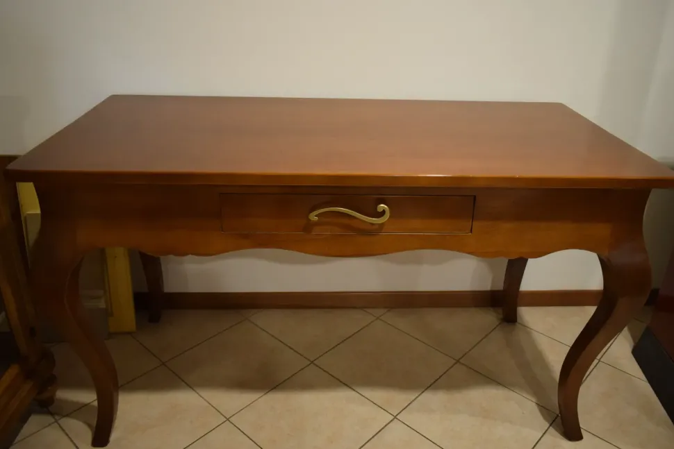 Tavolo Scrivania artigianale di Abitaregiovane scontato del 50%