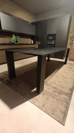 Tavolo Tavolo solido Cesar a prezzo scontato