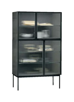 Tomasella: Madia Nina a prezzi scontati. Progettata per interni.