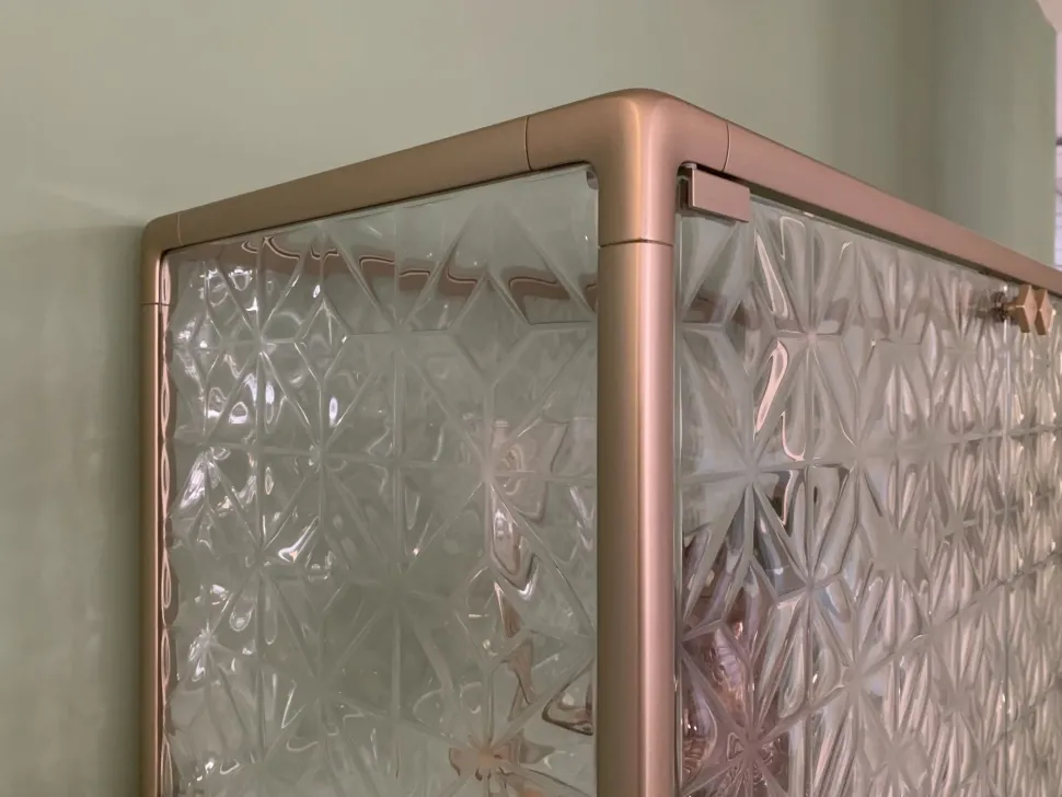 Vetrinetta modello Echo in stile design di Fiam a PREZZI OUTLET approfittane ora!